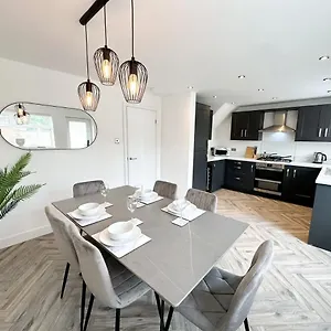 Holiday home Marham House By Blue Skies, Middlesbrough